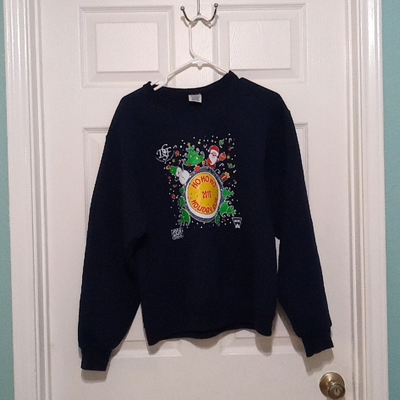 Chritsmas Sweatshirt - Picture 2 of 7